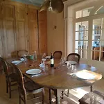 Grande Maison 14 Personnes Au Calme Entre Bordeaux Et Blaye Gauriac