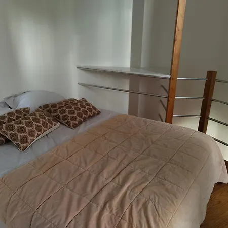 Grande Maison 14 Personnes Au Calme Entre Bordeaux Et Blaye Casa de Férias