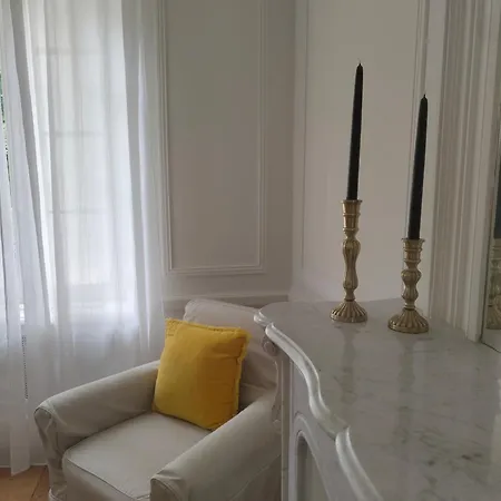 Casa de Férias Grande Maison 14 Personnes Au Calme Entre Bordeaux Et Blaye Gauriac