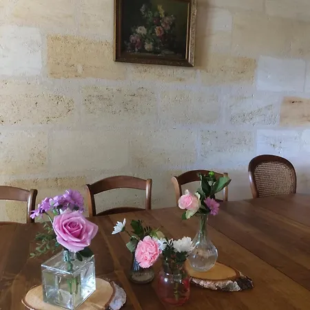 Grande Maison 14 Personnes Au Calme Entre Bordeaux Et Blaye Gauriac